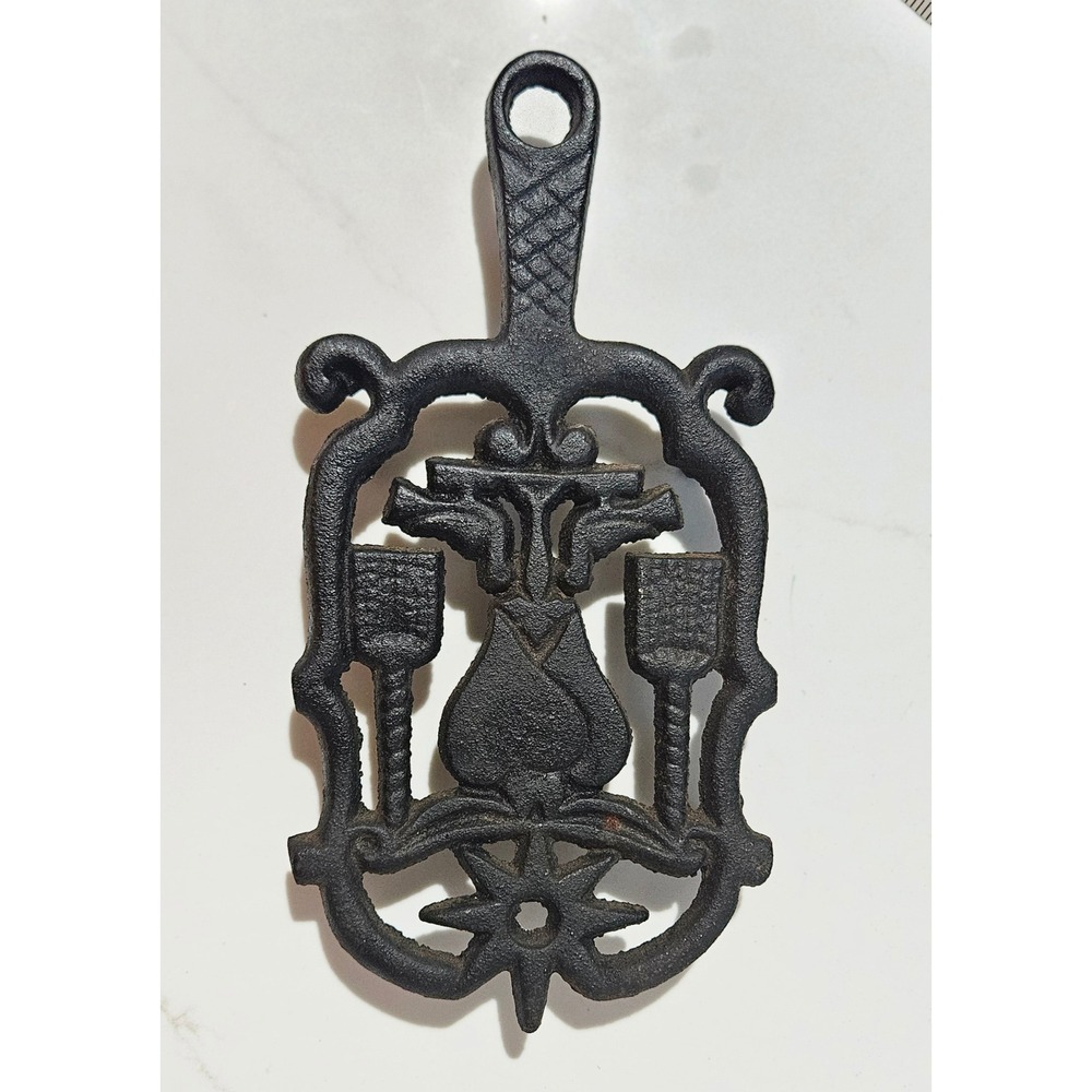 Vintage Cast Iron Trivet Pennsylvania Dutch Hex Heart Distelfink Black